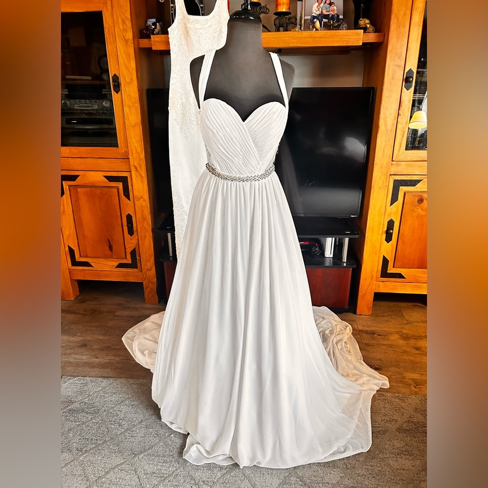 Elegant White Halter Wedding Dress with Beaded Waist